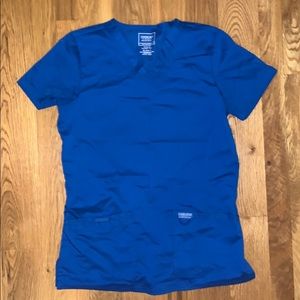 Women’s scrub top